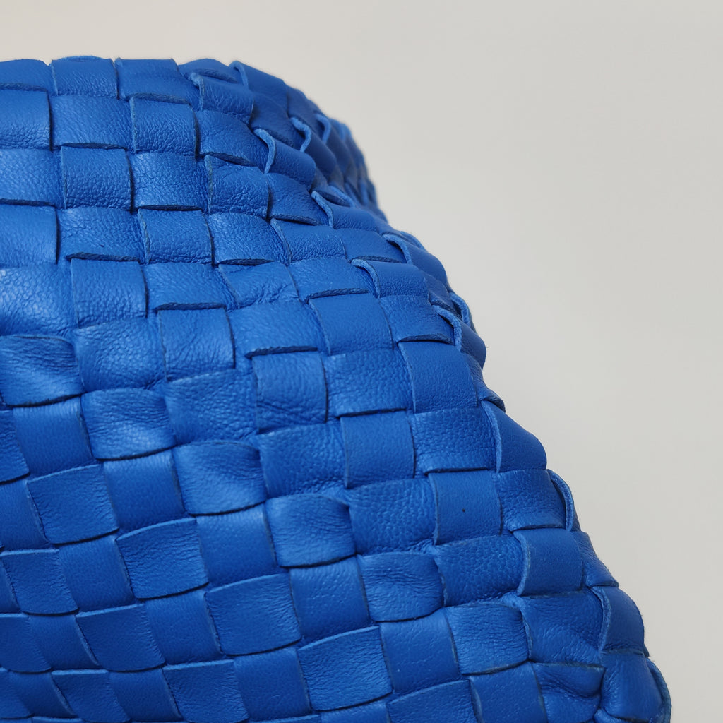 Bottega Veneta Cesta Tote Blue