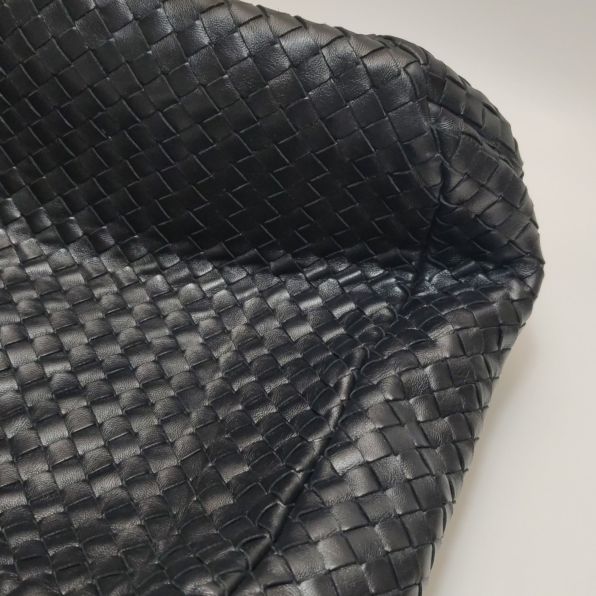 Bottega Veneta Campana Large Black
