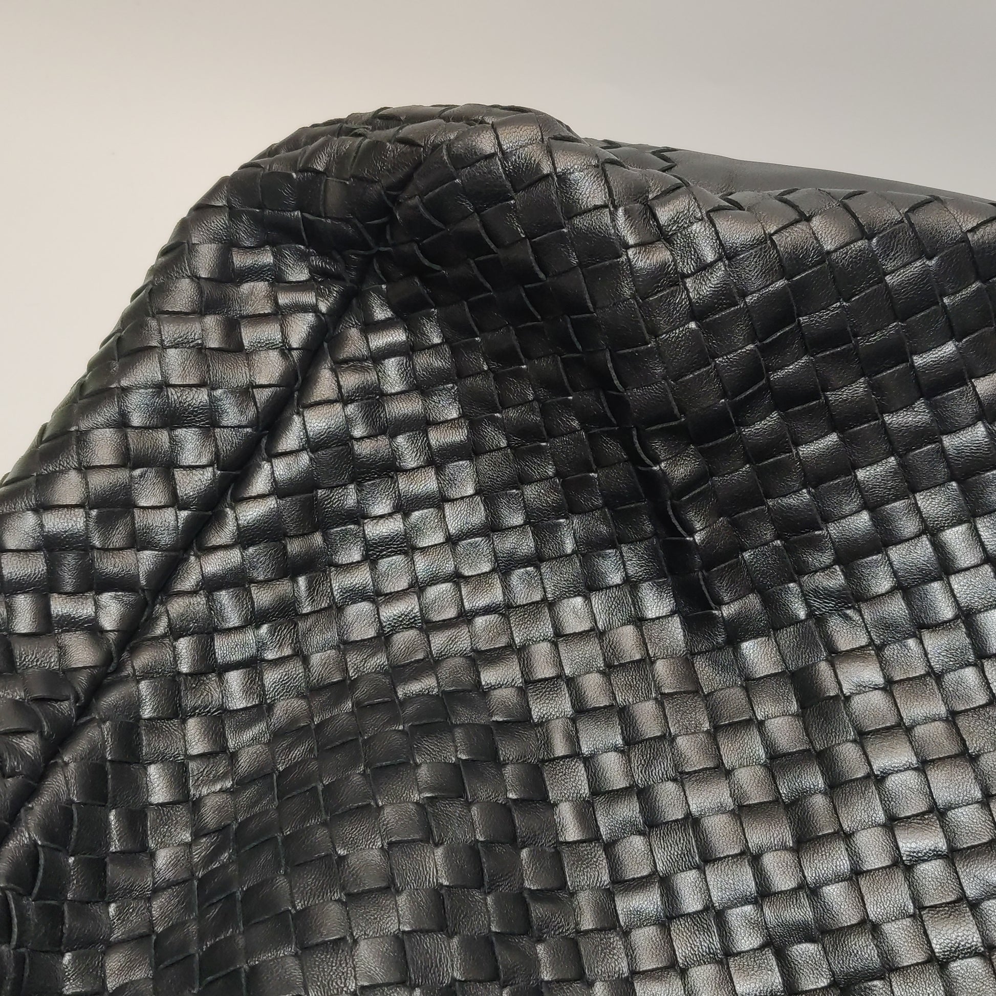Bottega Veneta Campana Large Black