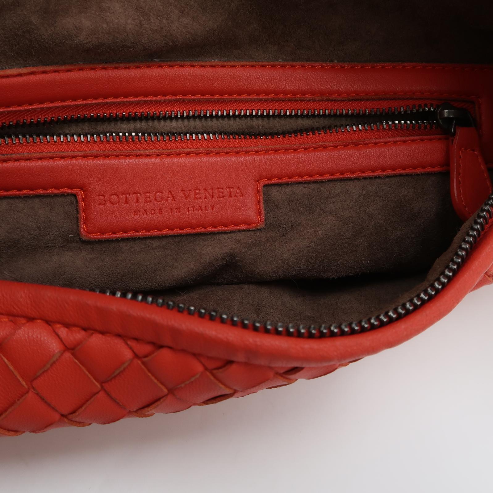 Bottega Veneta Intrecciato Hobo Red