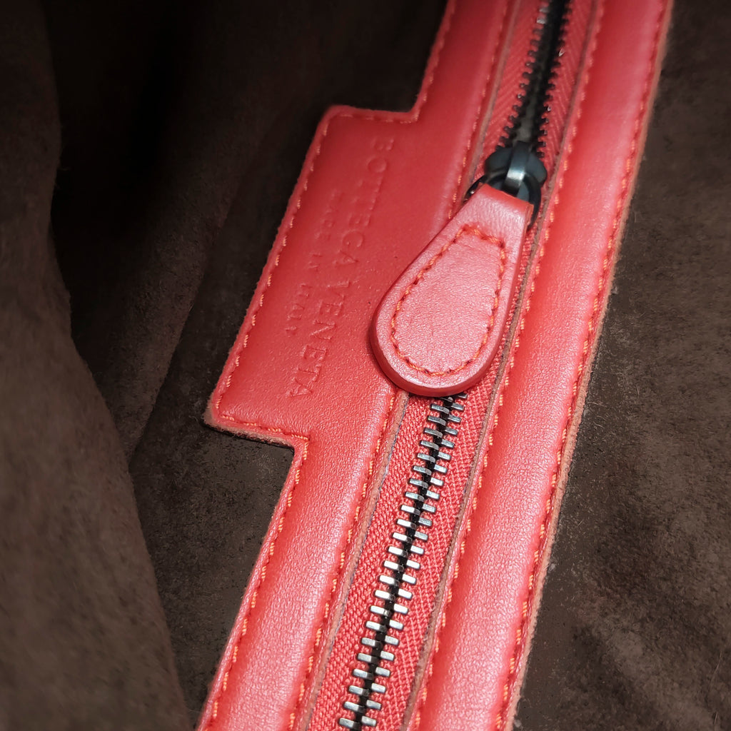 Bottega Veneta Intrecciato Hobo Red