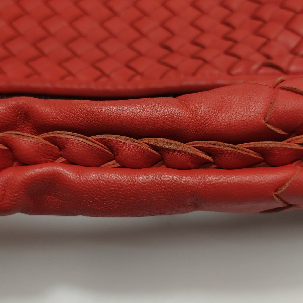 Bottega Veneta Intrecciato Hobo Red