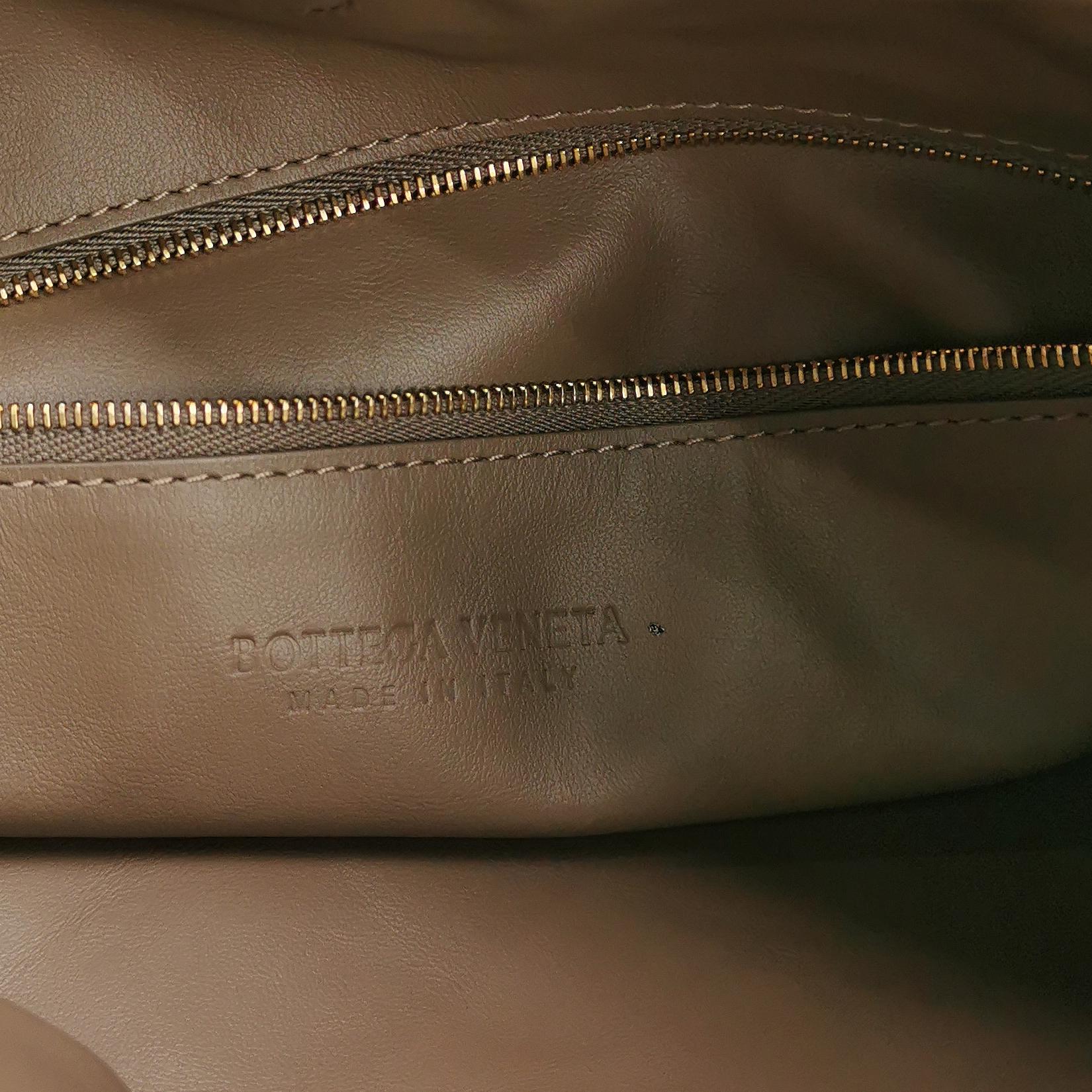 Bottega Veneta Hop Small Brown