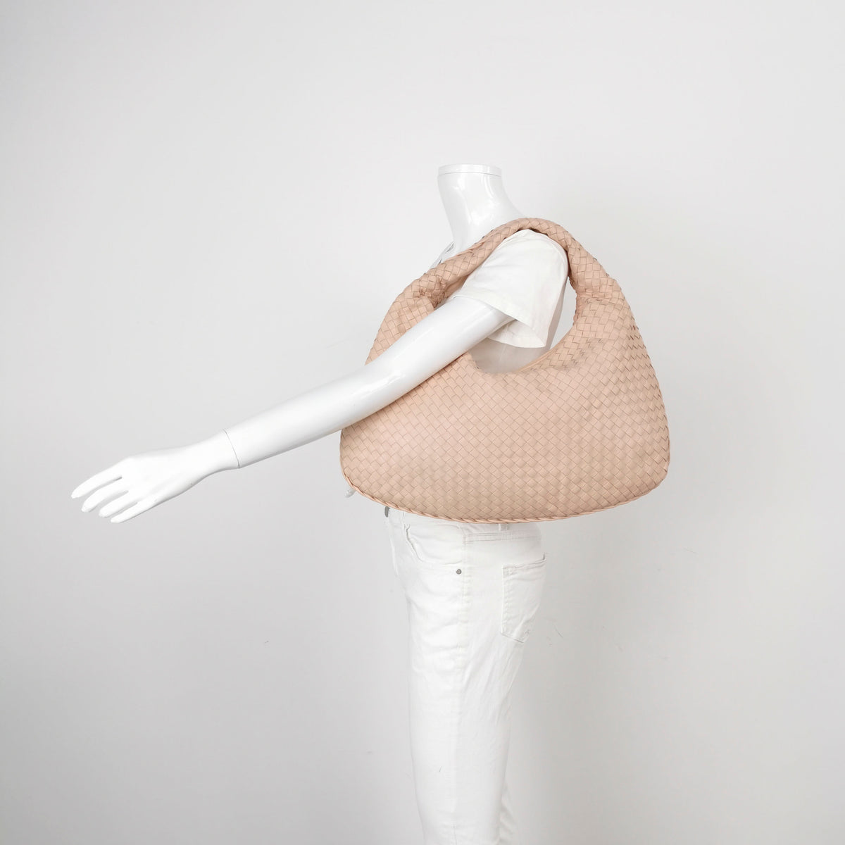 Bottega Veneta Intrecciato Hobo Light Pink