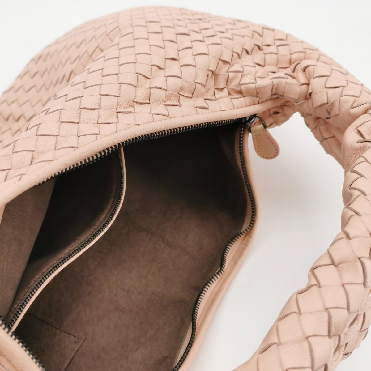 Bottega Veneta Intrecciato Hobo Light Pink