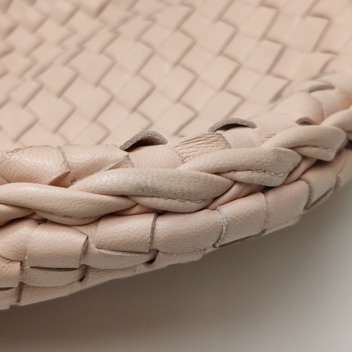 Bottega Veneta Intrecciato Hobo Light Pink