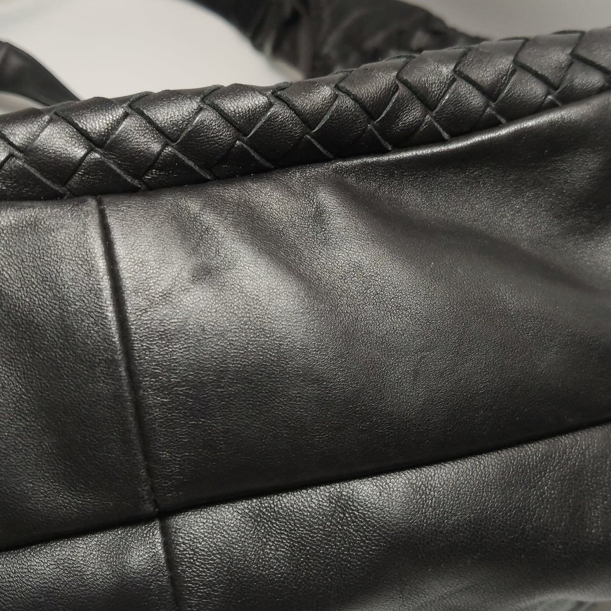 Bottega Veneta Campana Large Black