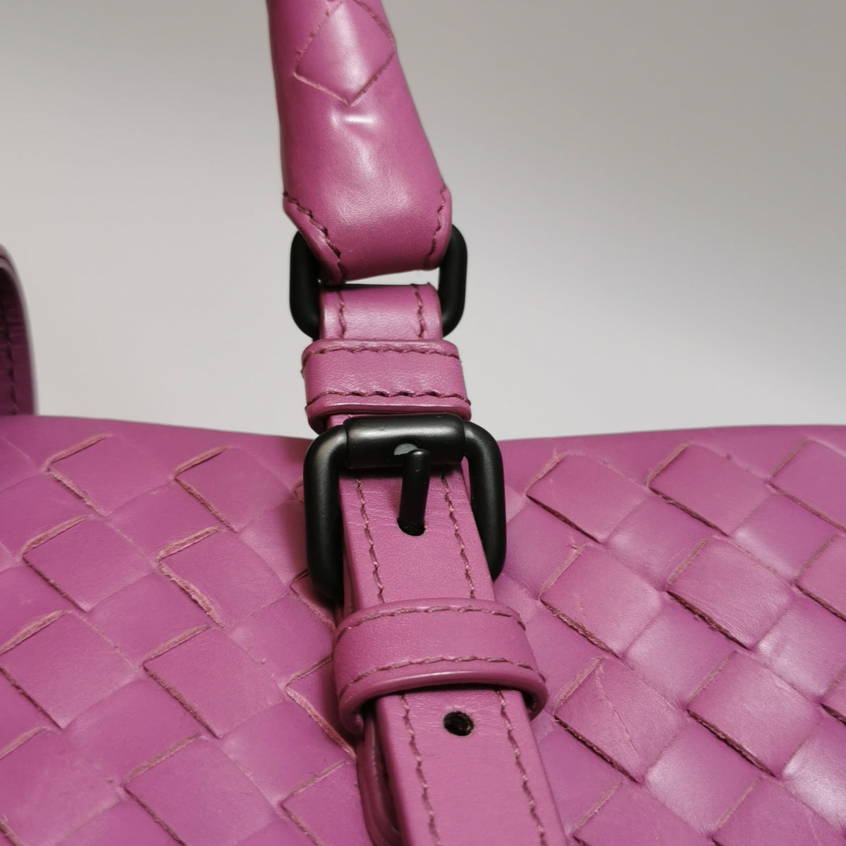 Bottega Veneta Intrecciato Roma Small Pink