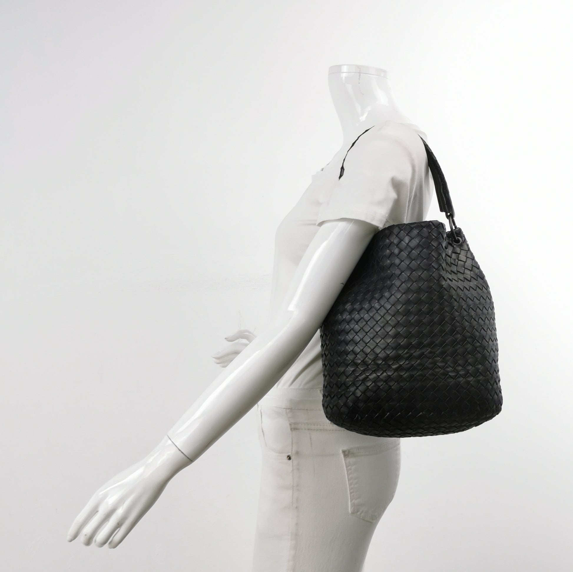 Bottega Veneta Intrecciato Drop Bucket Black