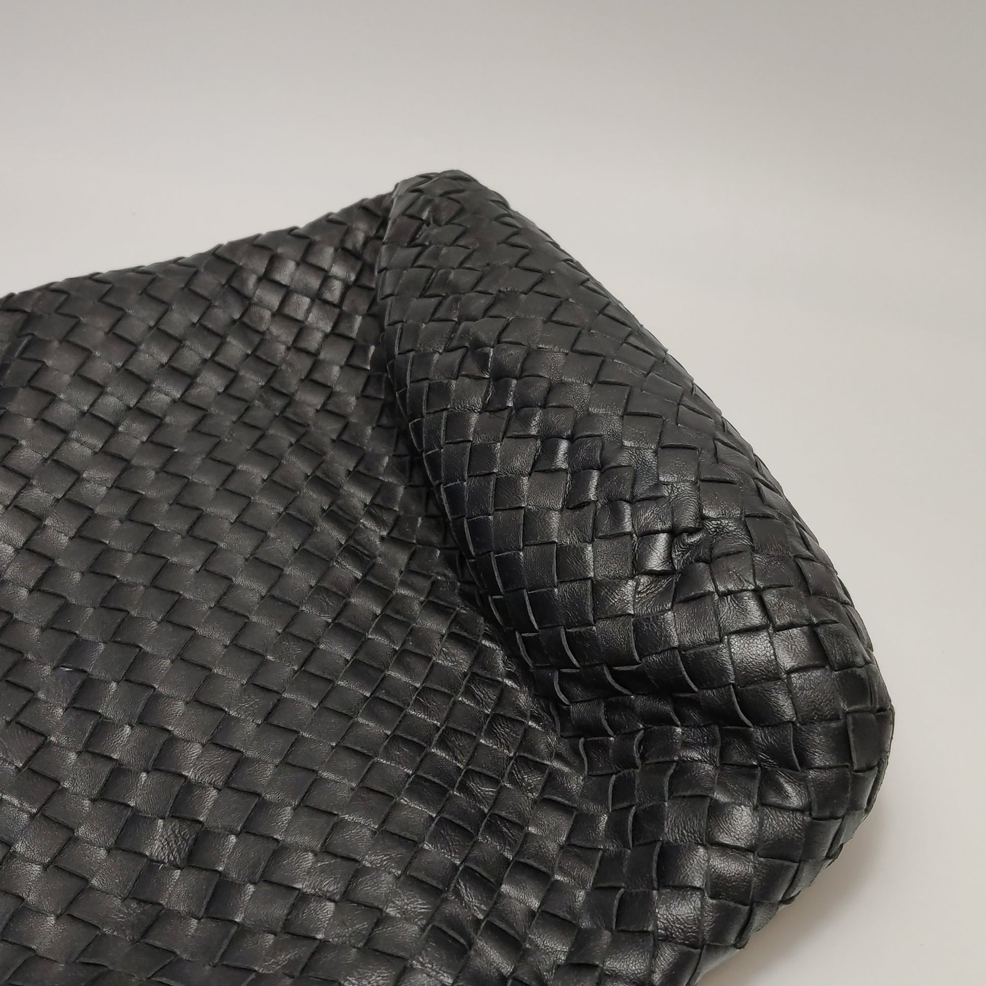 Bottega Veneta Intrecciato Drop Bucket Black
