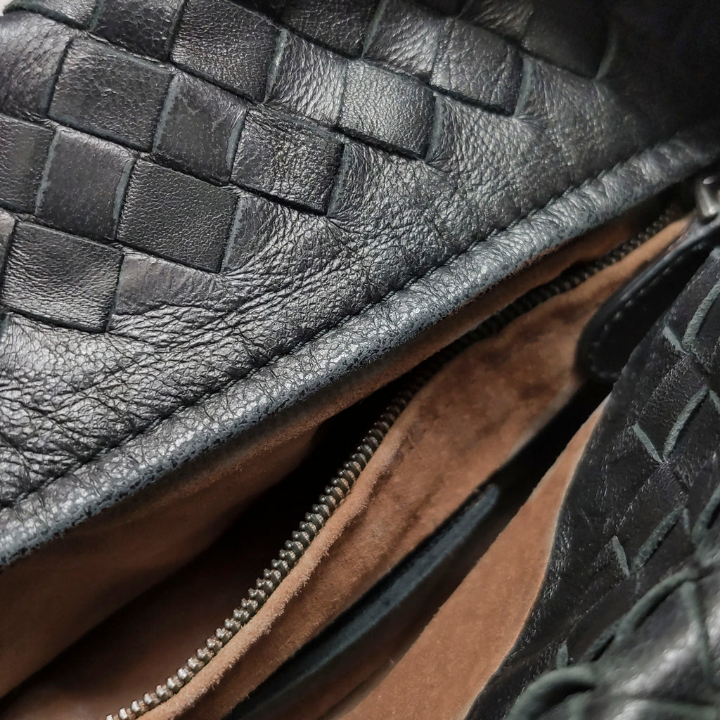 Bottega Veneta Intrecciato Drop Bucket Black