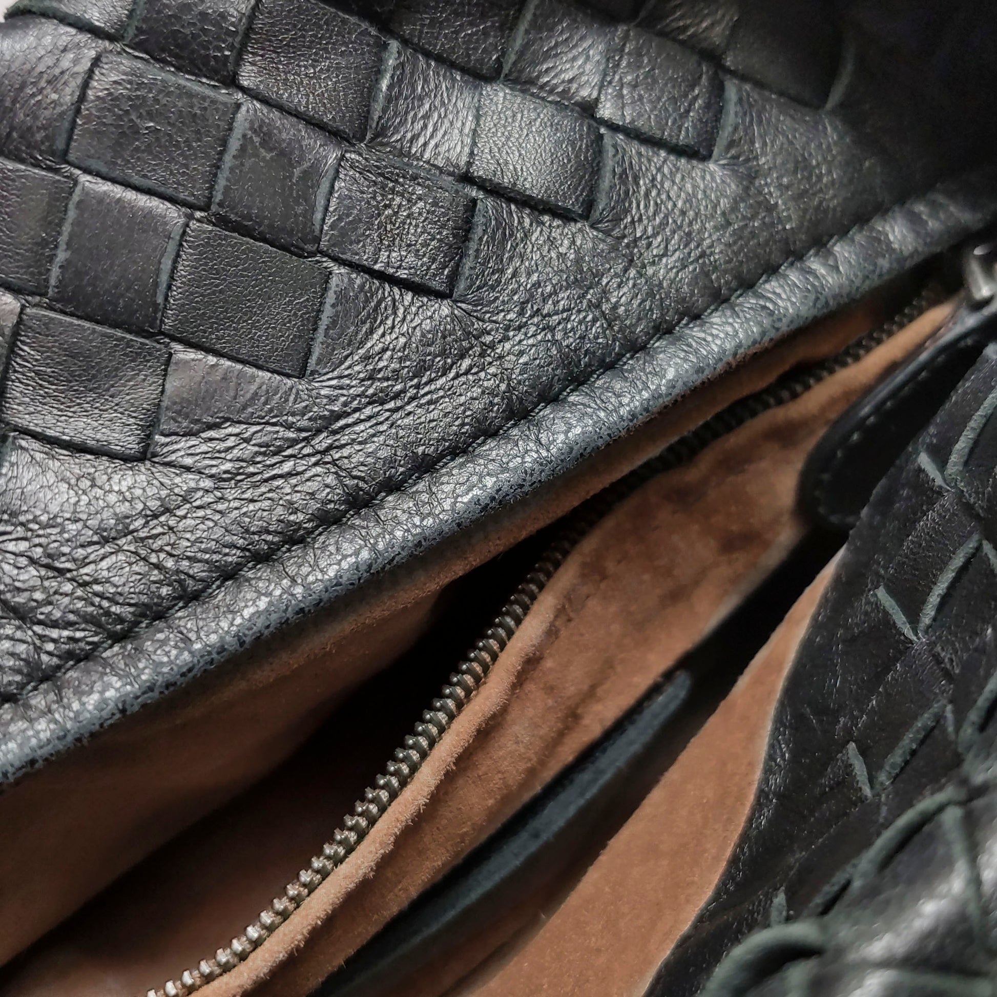 Bottega Veneta Intrecciato Drop Bucket Black