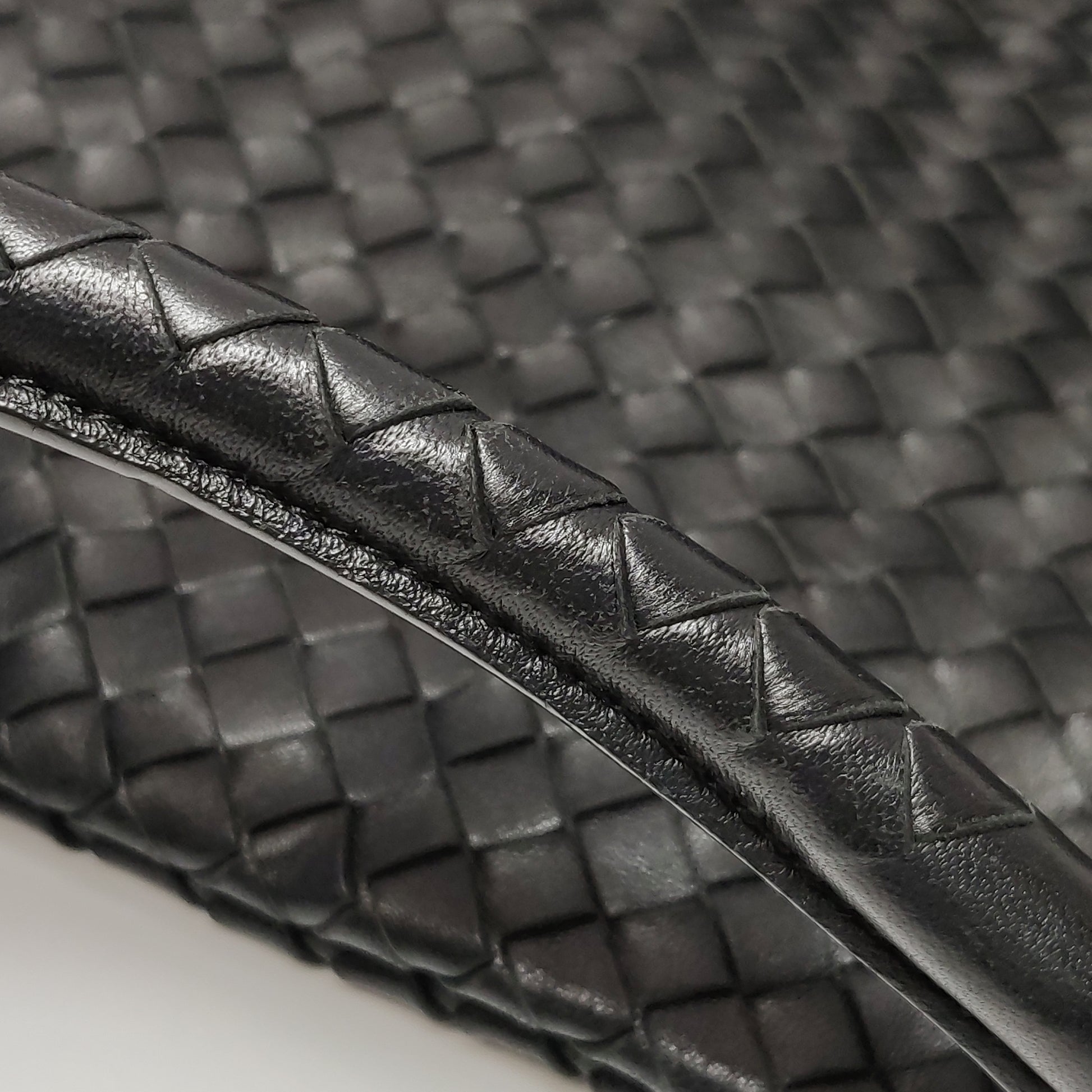 Bottega Veneta Intrecciato Drop Bucket Black