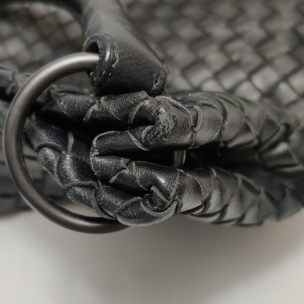 Bottega Veneta Intrecciato Drop Bucket Black