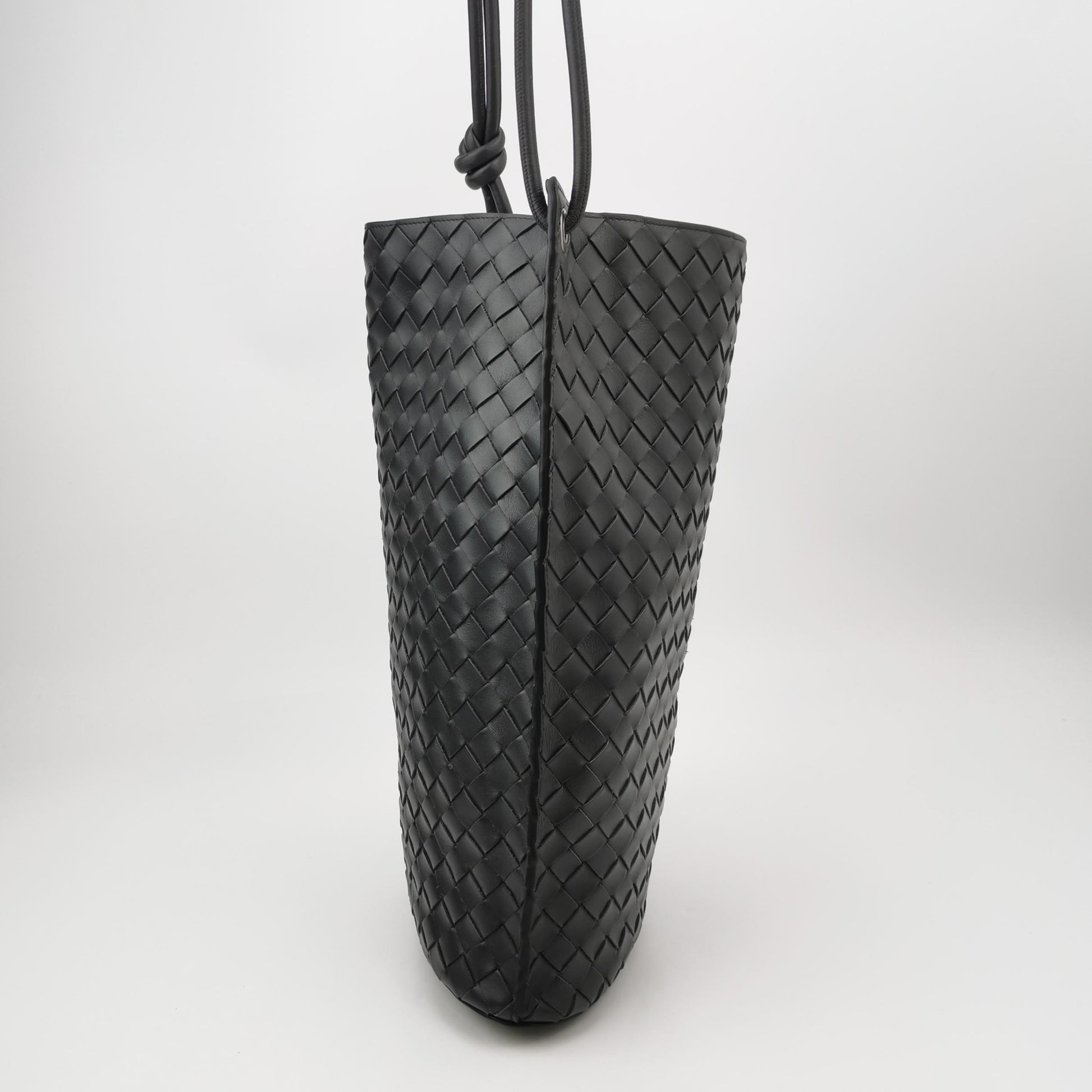 Bottega Veneta Medium Knot Hook Bucket Bag