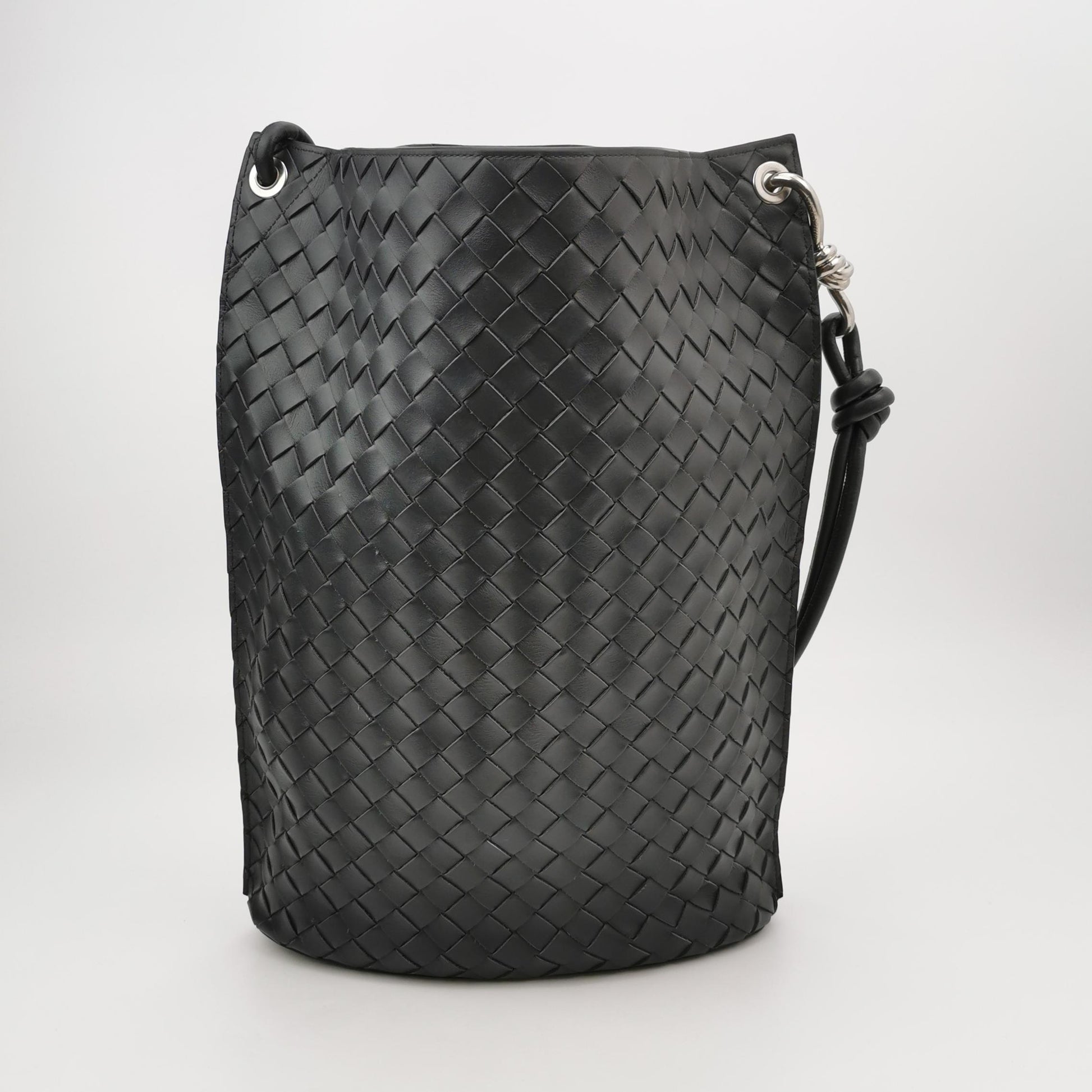 Bottega Veneta Medium Knot Hook Bucket Bag