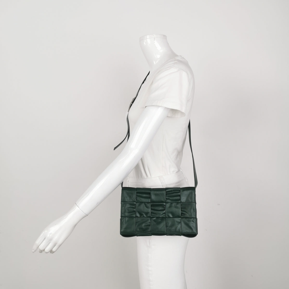 Bottega Veneta Intreccio Paper Calfskin Raintree Green