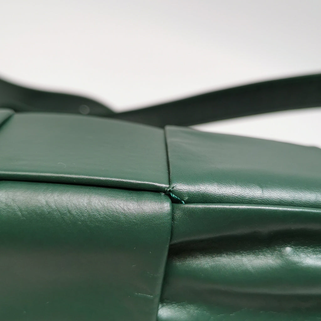 Bottega Veneta Intreccio Paper Calfskin Raintree Green