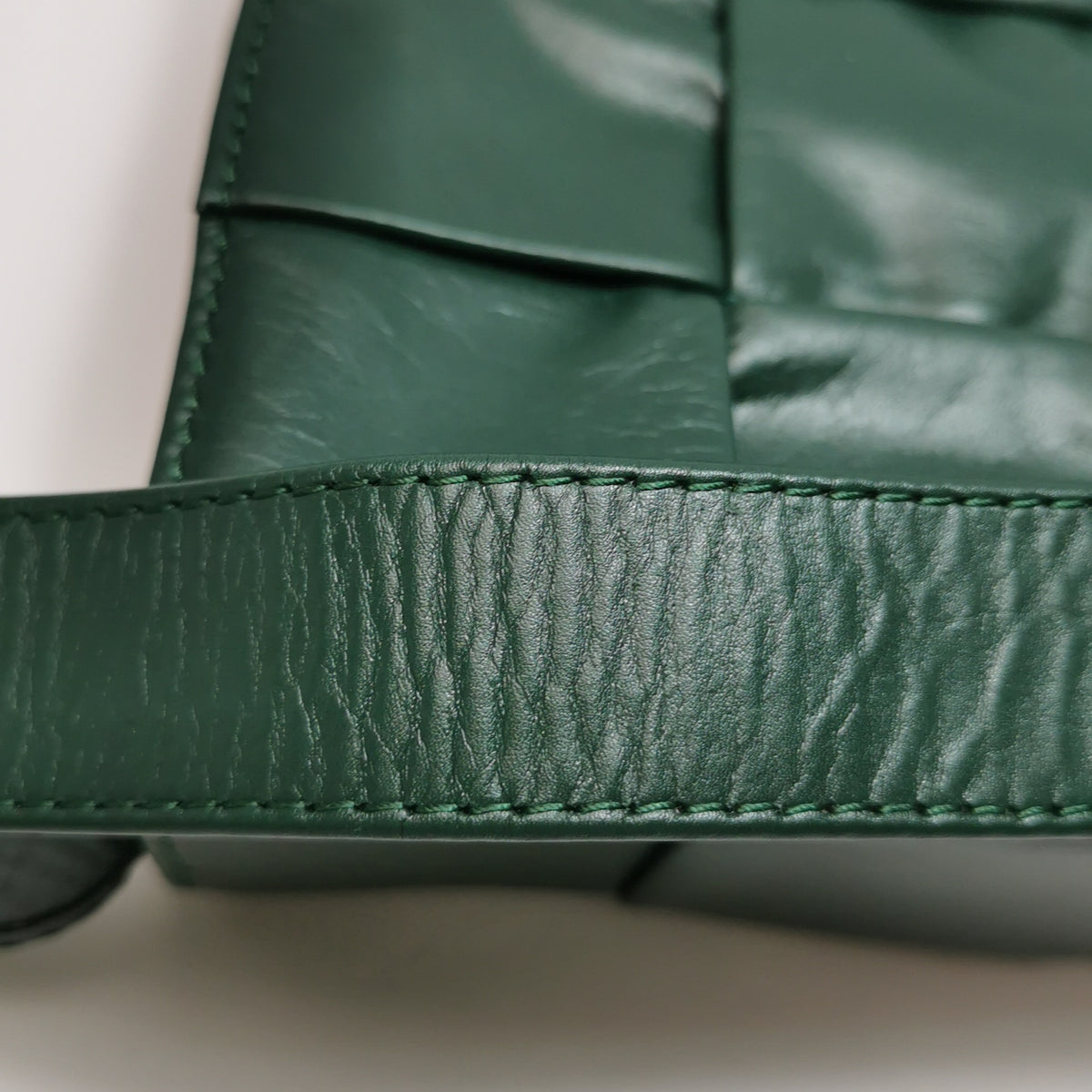 Bottega Veneta Intreccio Paper Calfskin Raintree Green