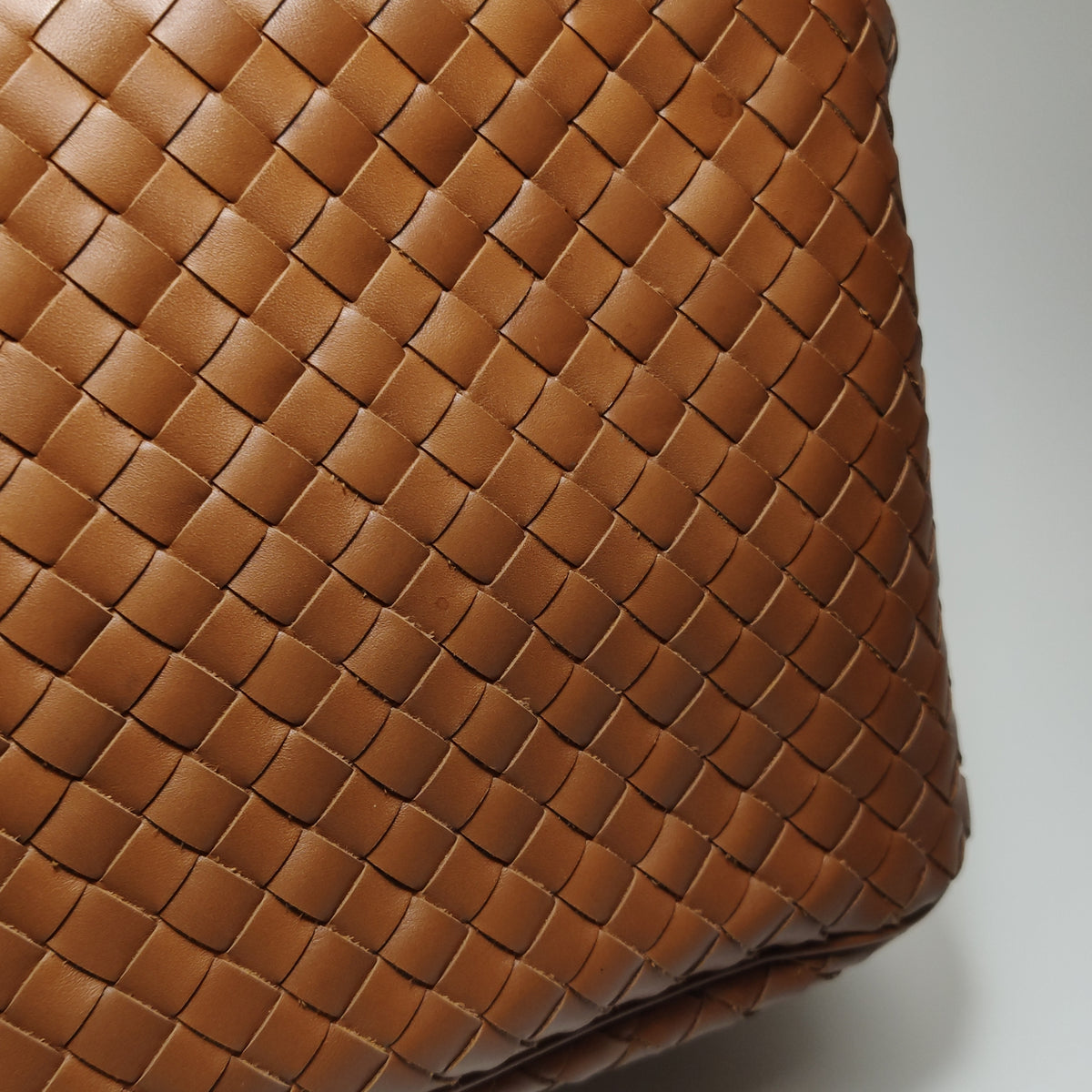 Bottega Veneta Intrecciato Tote Top Handle