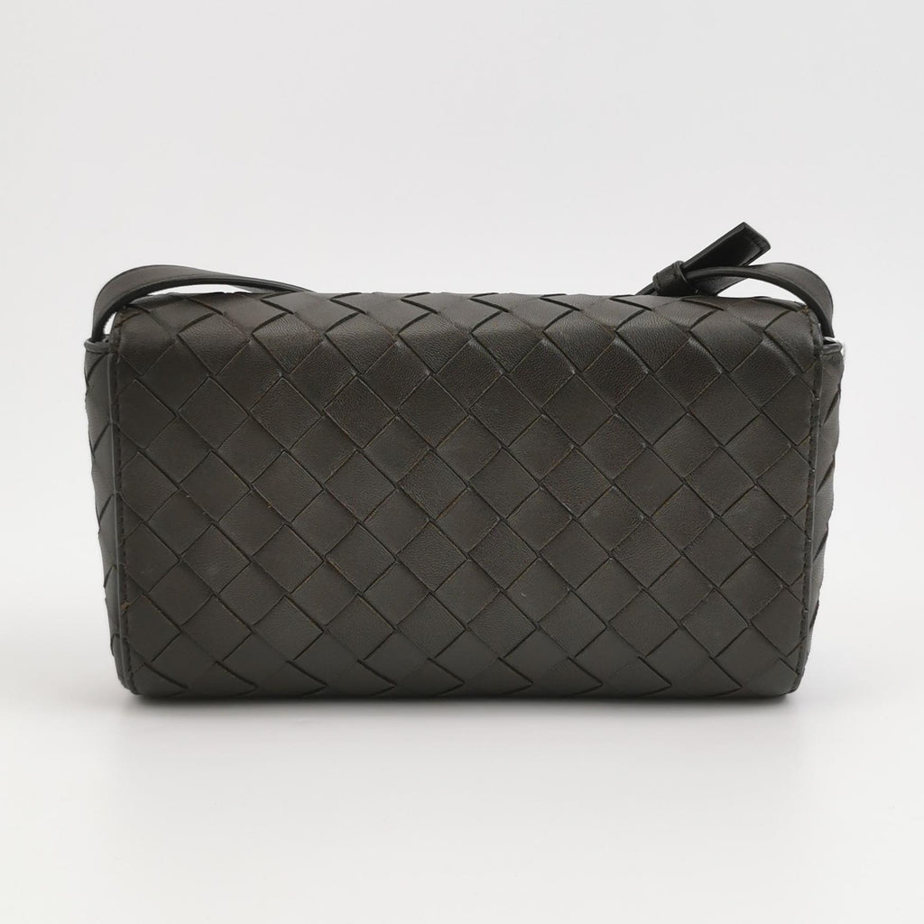 Bottega Veneta Andiamo Crossbody Fondant