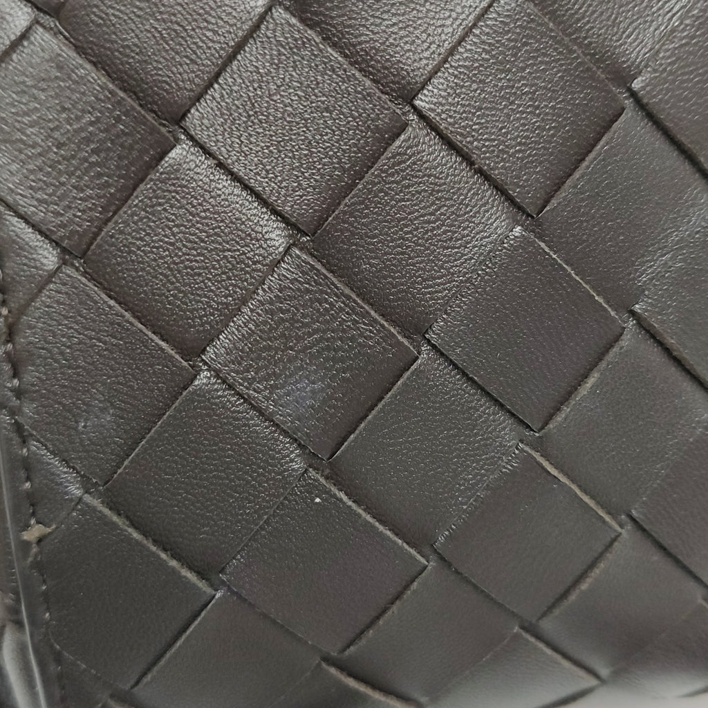 Bottega Veneta Andiamo Crossbody Fondant