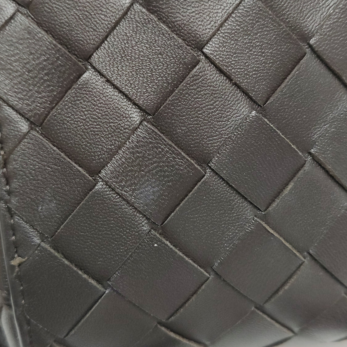 Bottega Veneta Andiamo Crossbody Fondant
