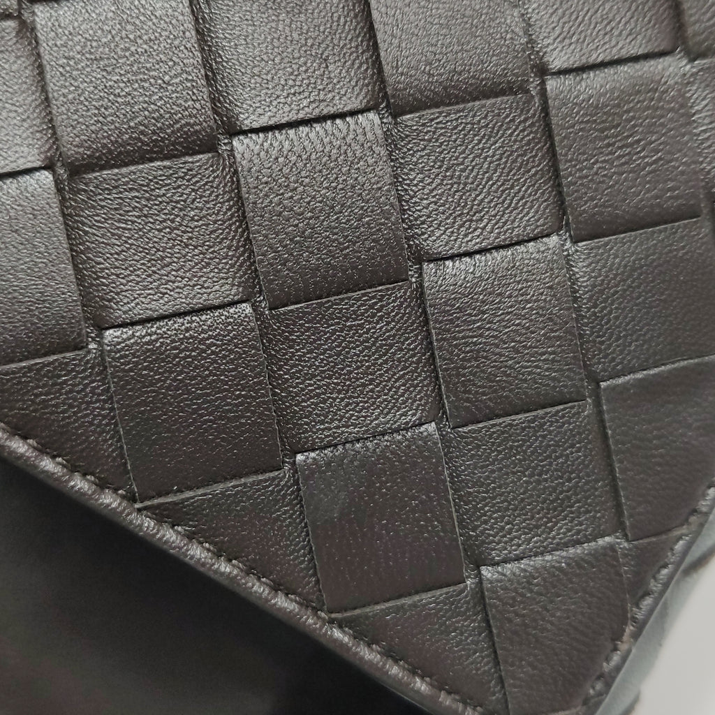 Bottega Veneta Andiamo Crossbody Fondant