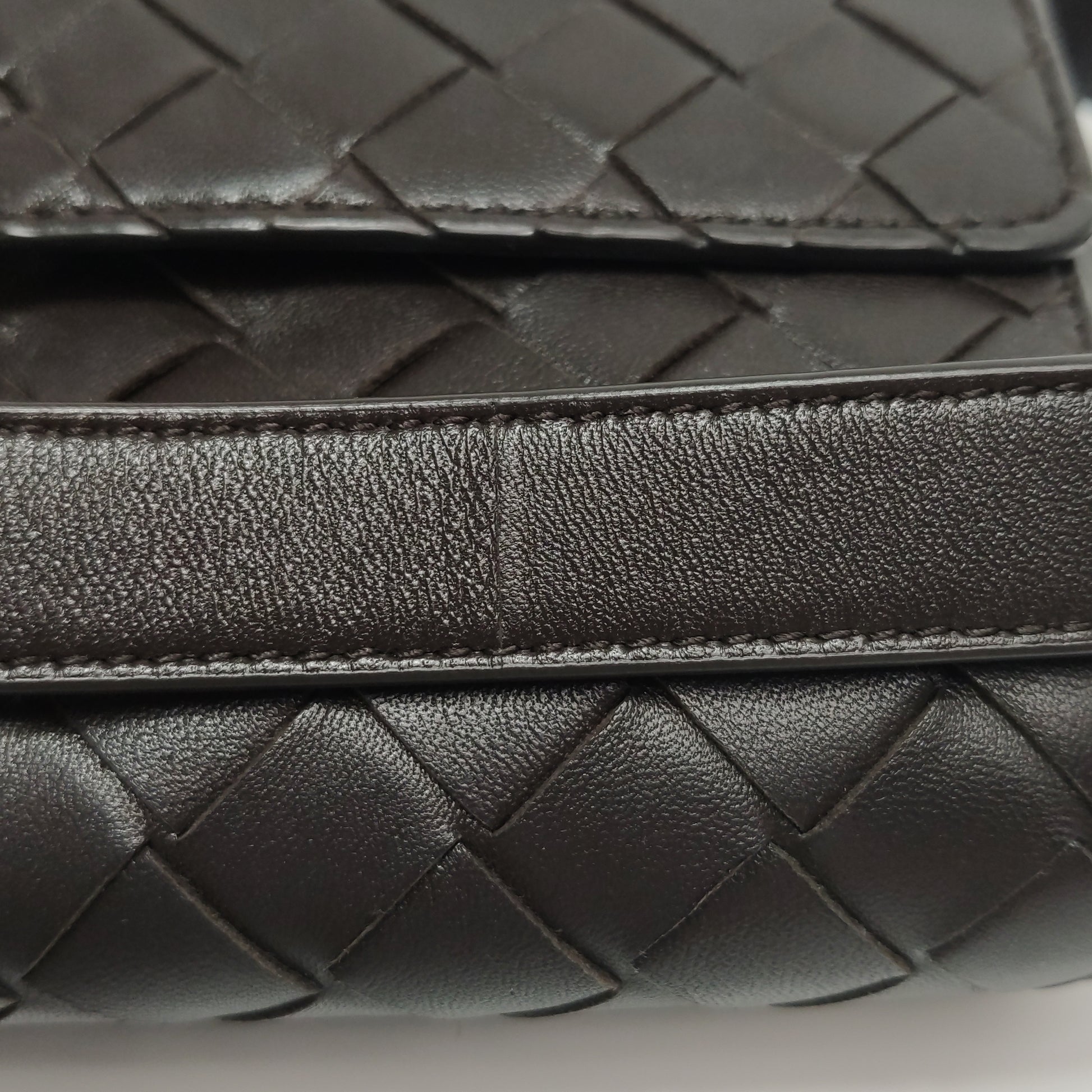 Bottega Veneta Andiamo Crossbody Fondant