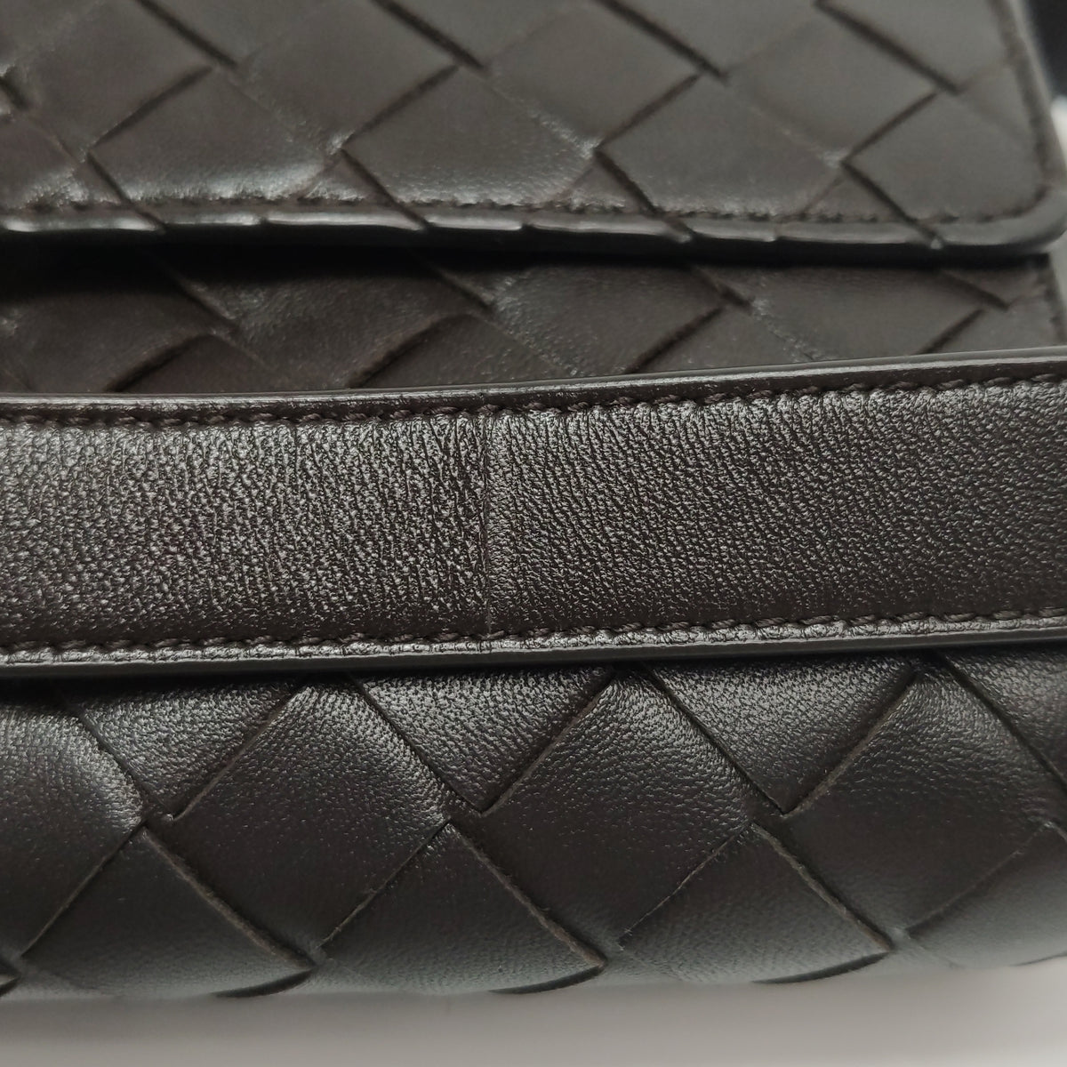 Bottega Veneta Andiamo Crossbody Fondant