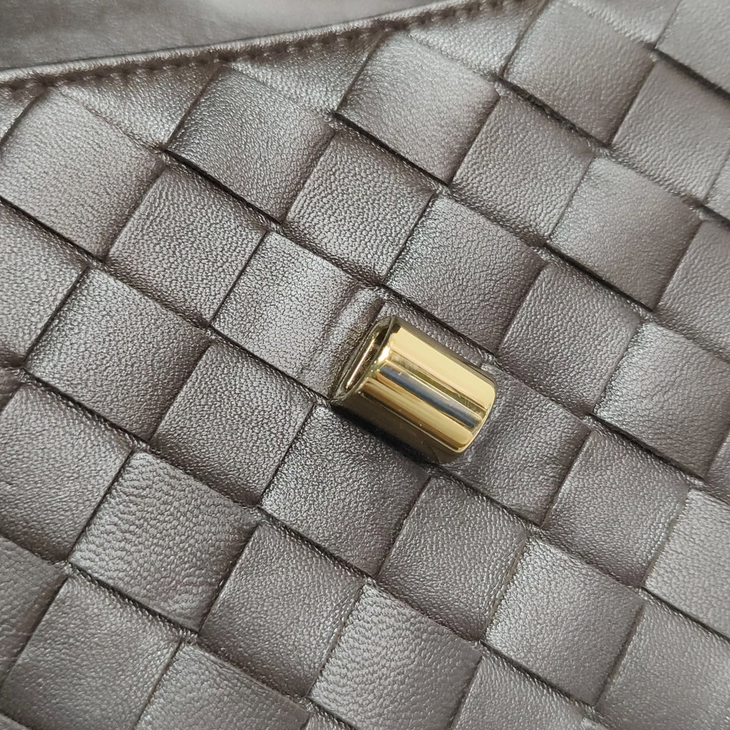 Bottega Veneta Andiamo Crossbody Fondant