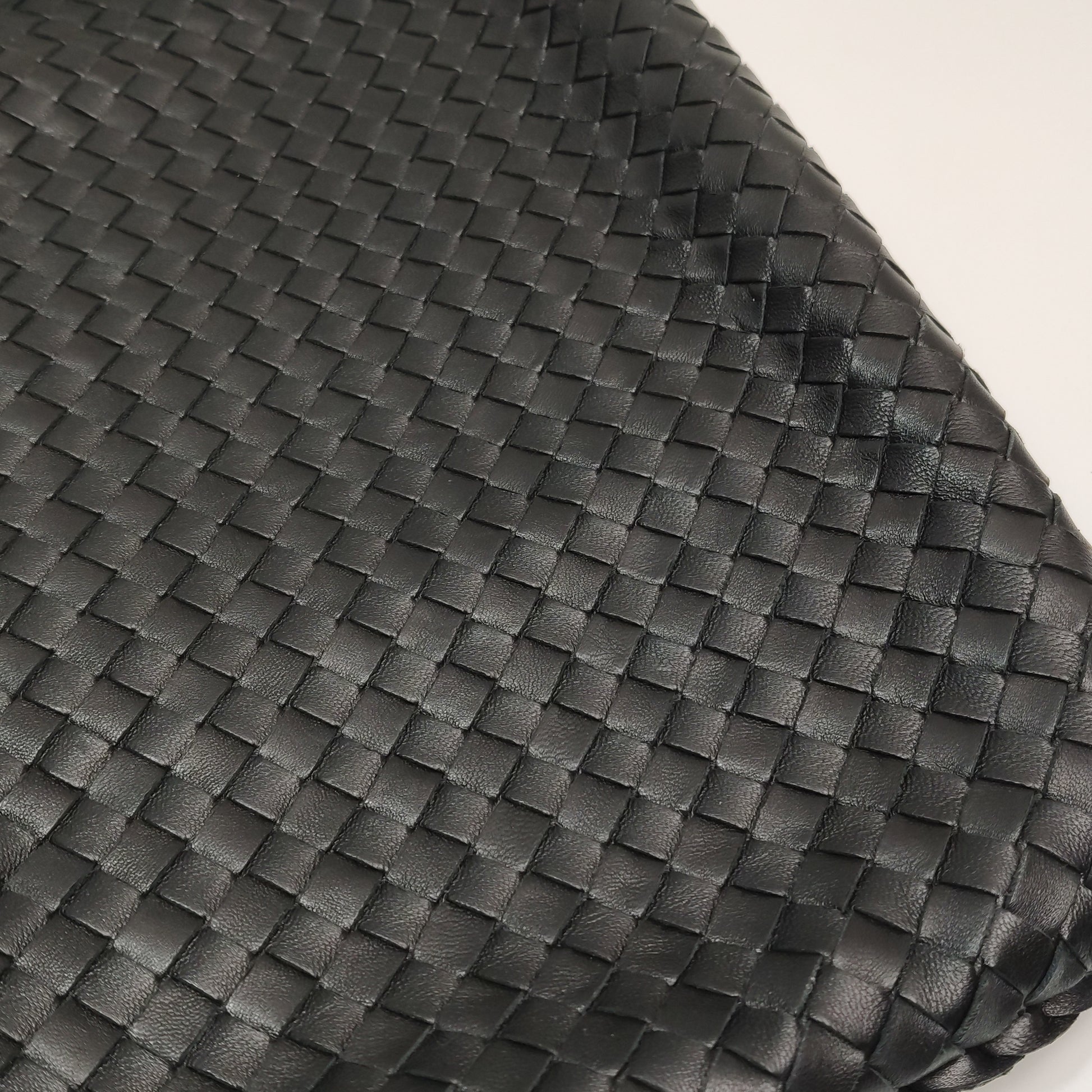 Bottega Veneta Intrecciato Hobo Black