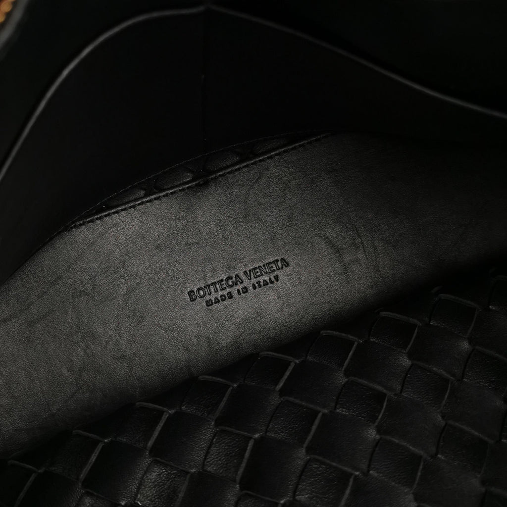 Bottega Veneta Andiamo Medium Black w Certificate of Craft