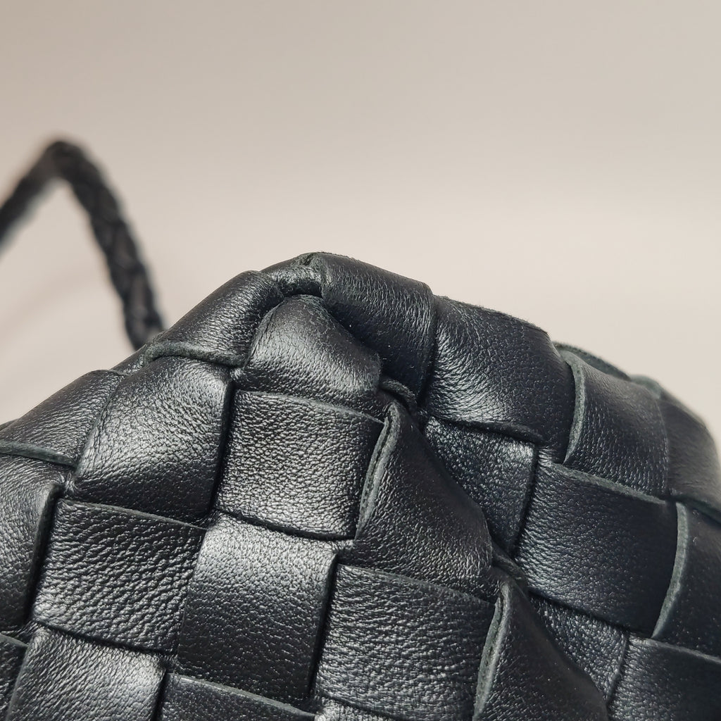 Bottega Veneta Andiamo Medium Black w Certificate of Craft