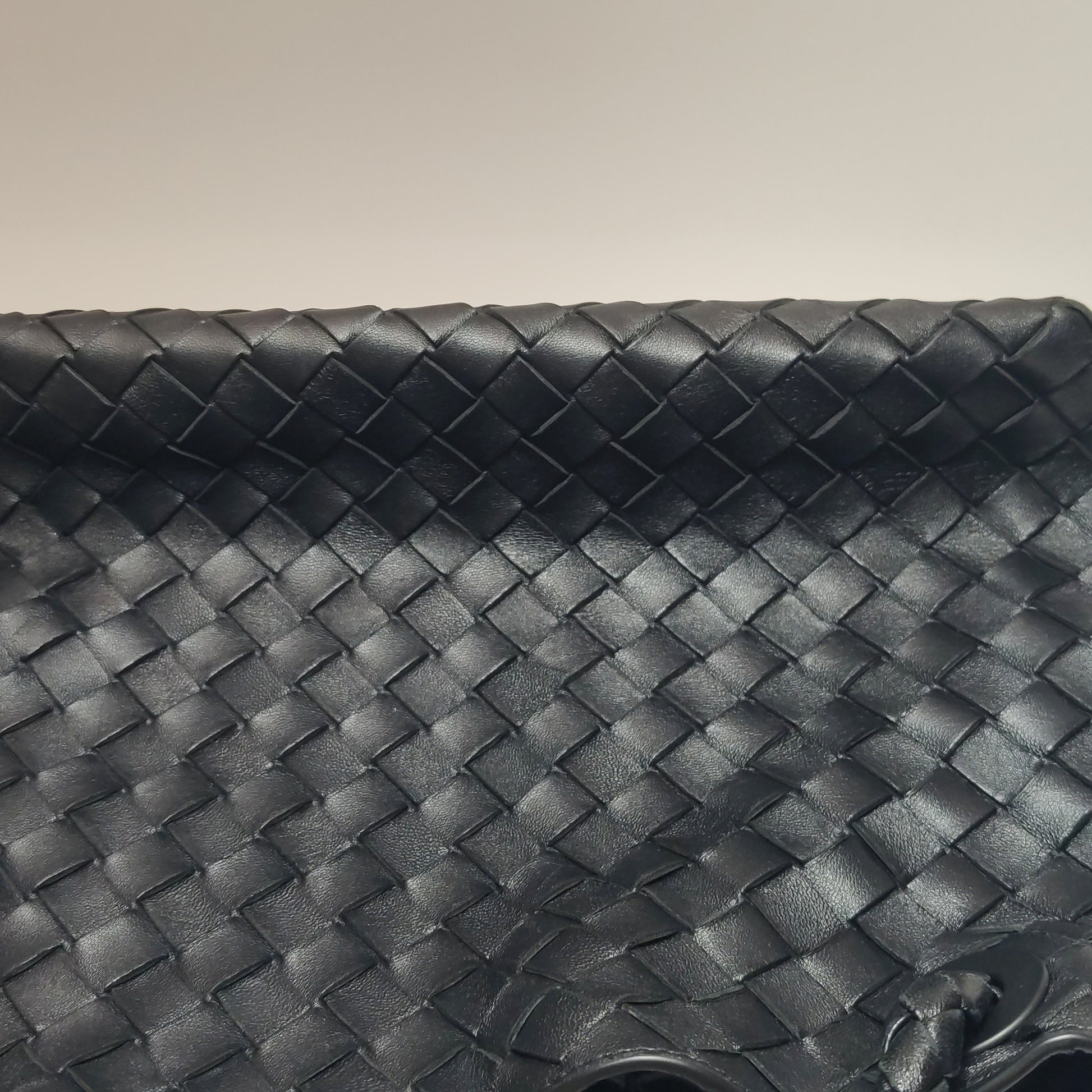 Bottega Veneta Andiamo Medium Black w Certificate of Craft