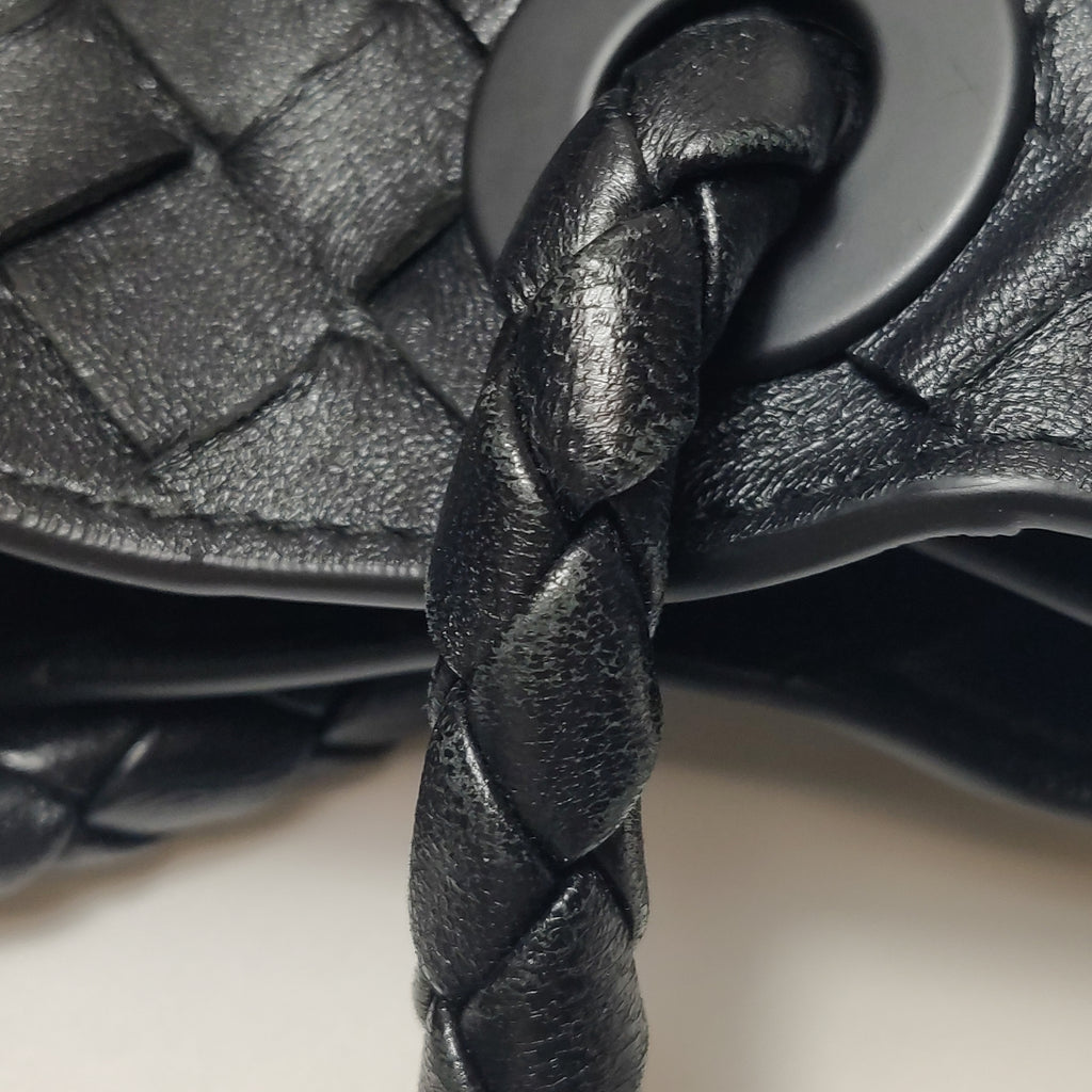 Bottega Veneta Andiamo Medium Black w Certificate of Craft