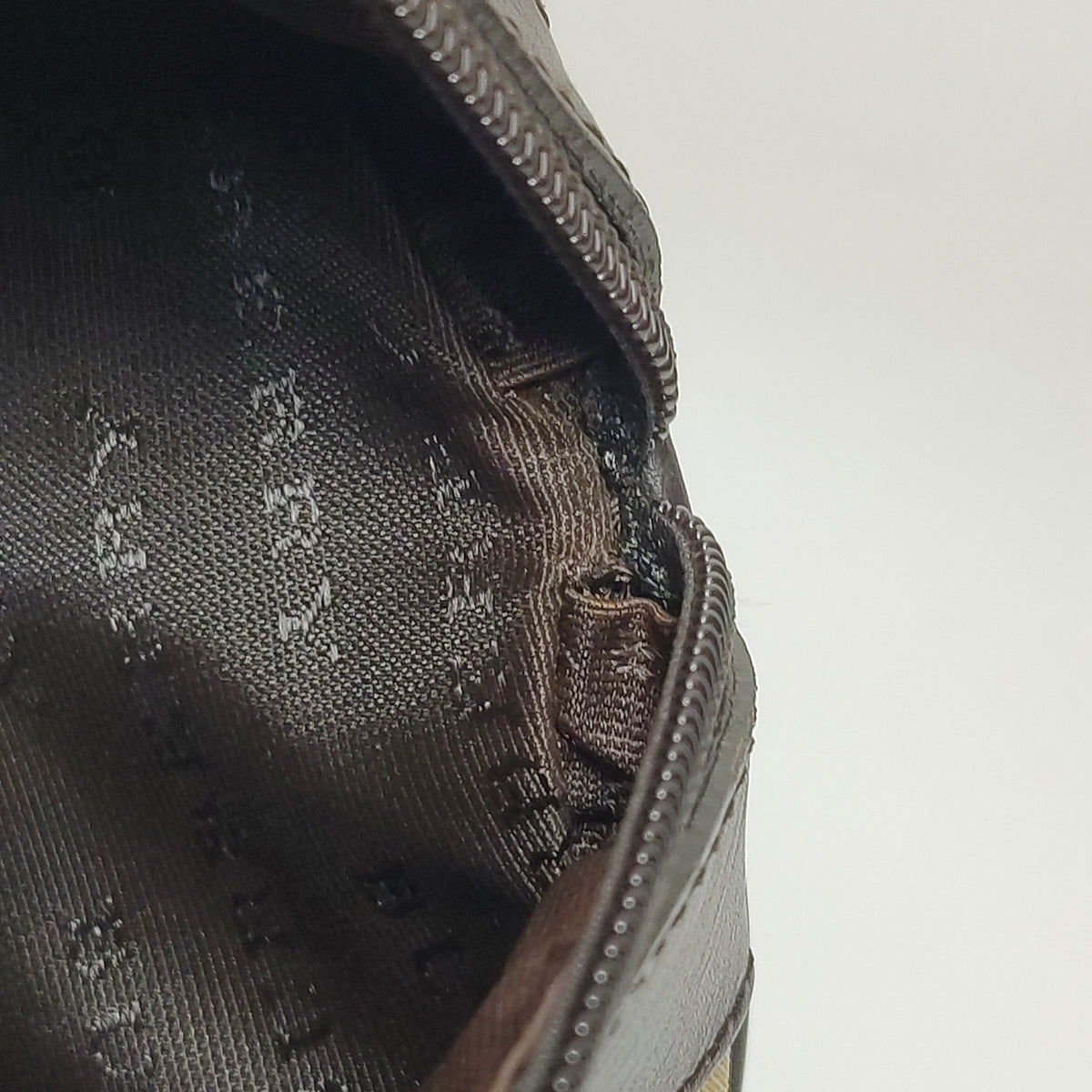 Burberry House Check Barrel Bag