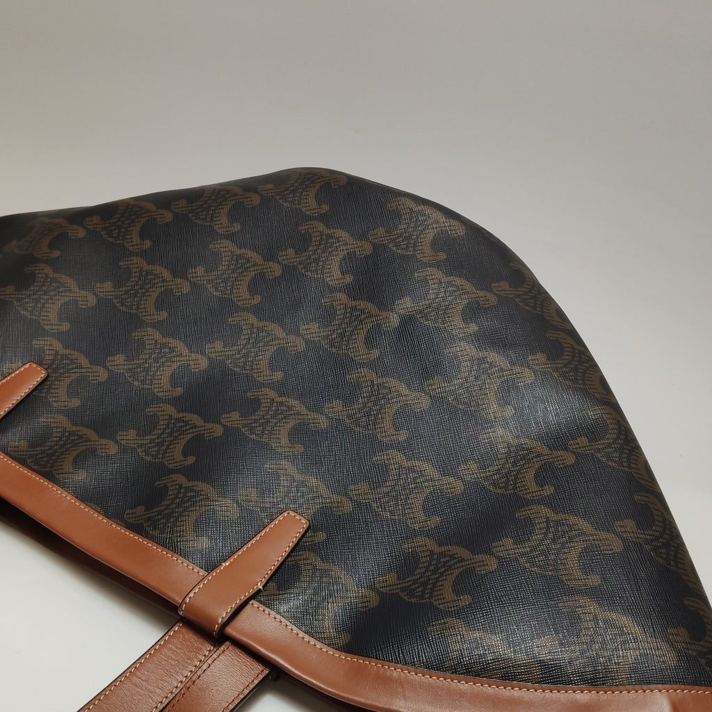 Celine Triomphe Couffin Tote