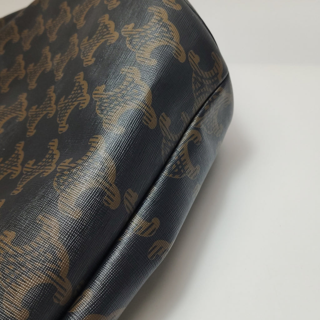 Celine Triomphe Couffin Tote
