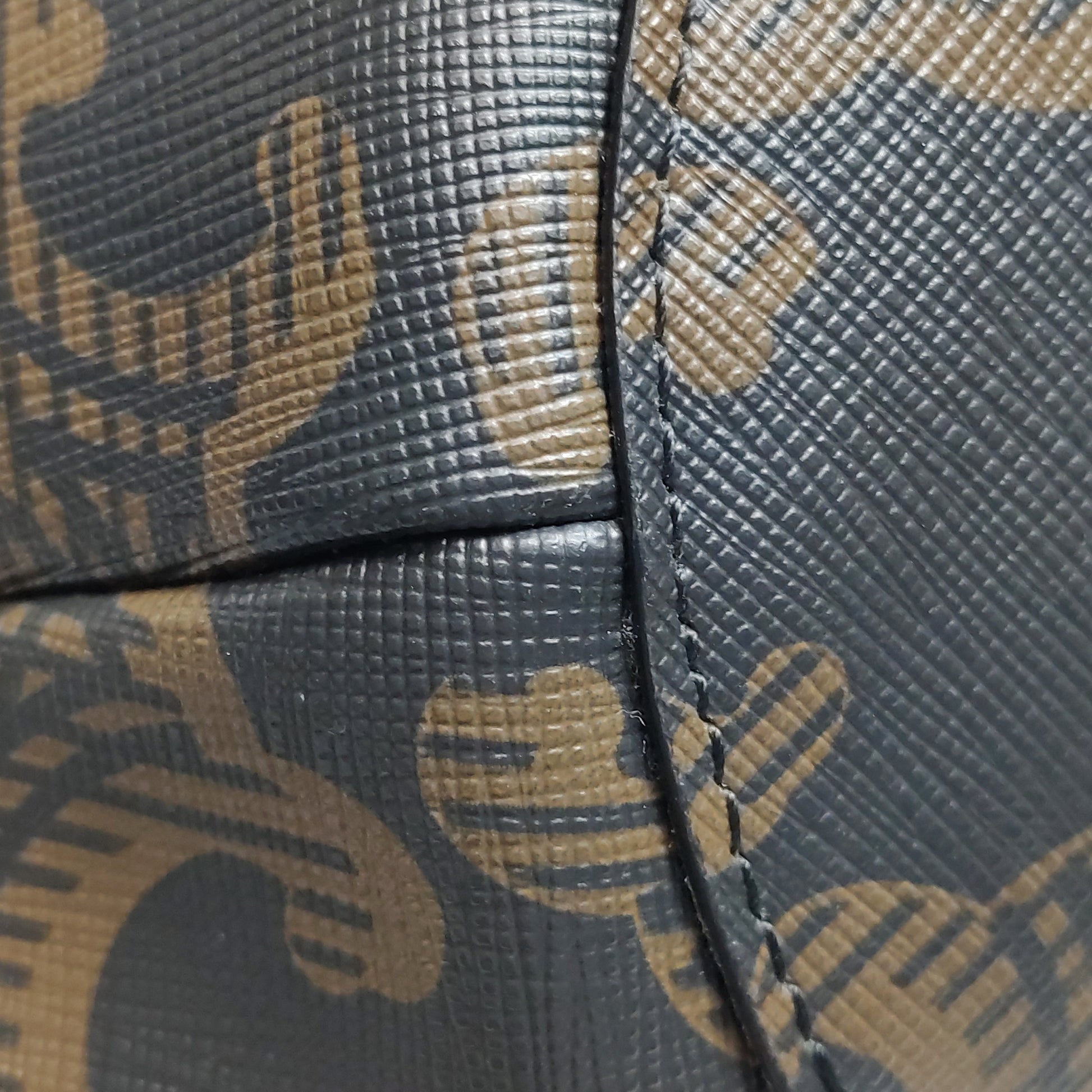 Celine Triomphe Couffin Tote