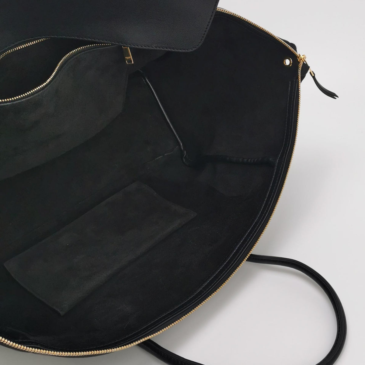 Celine Luggage East West Medium Black