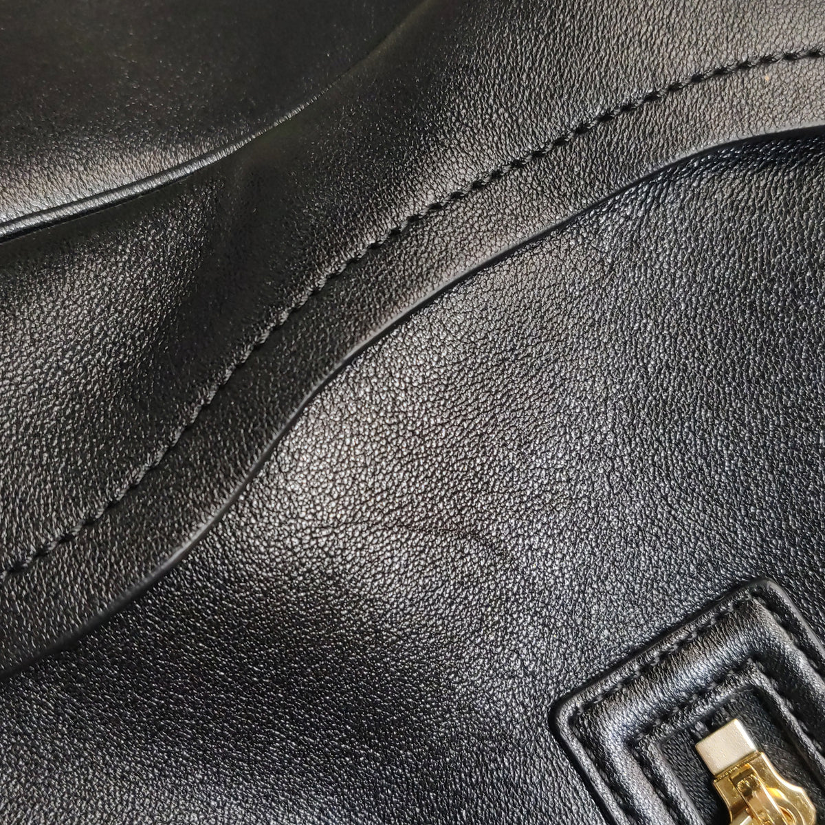 Celine Luggage East West Medium Black