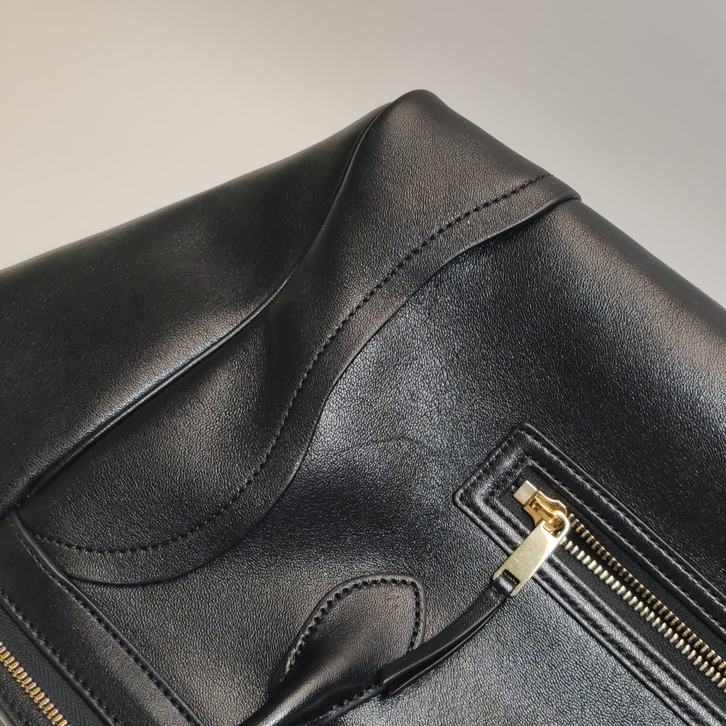 Celine Luggage East West Medium Black