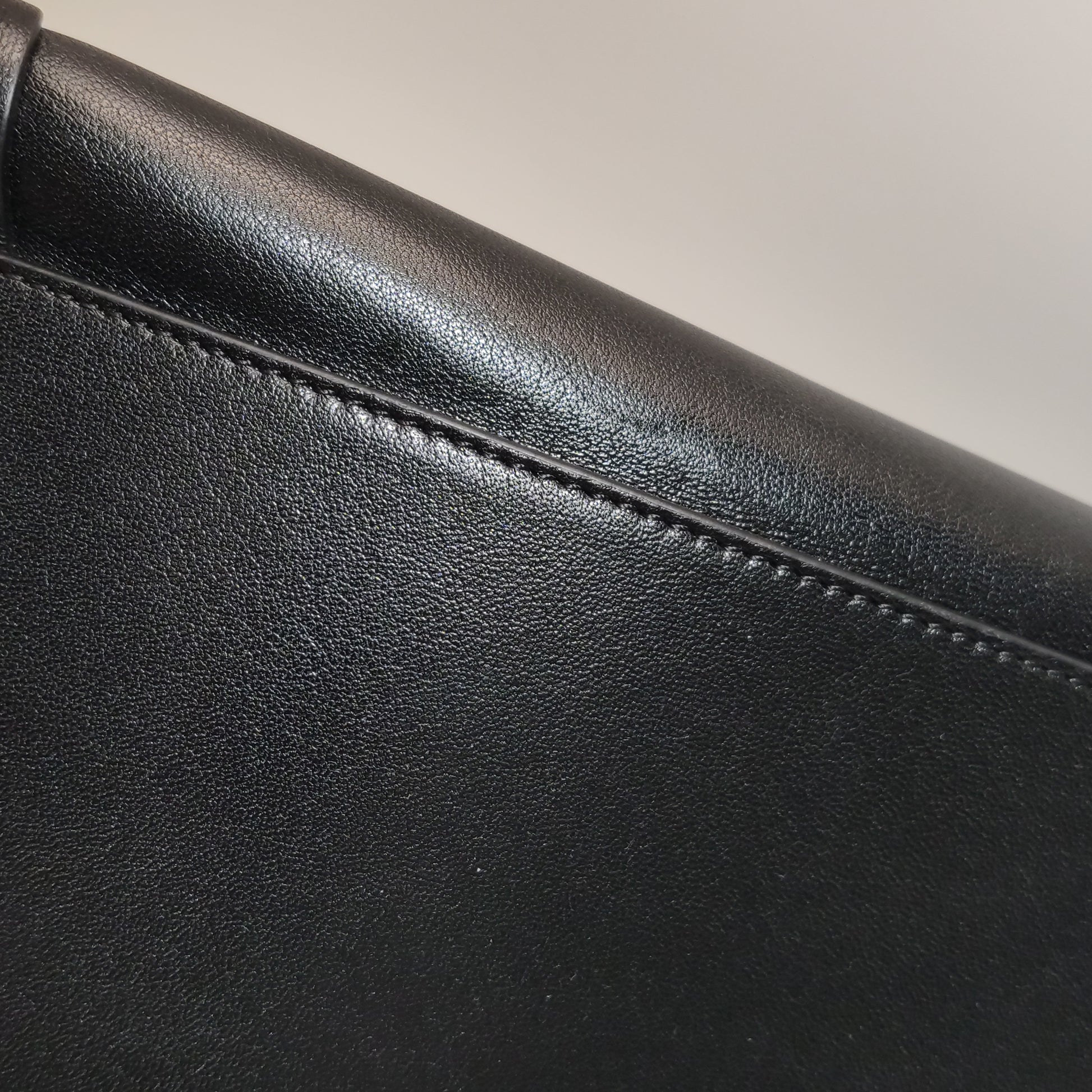 Celine Luggage East West Medium Black