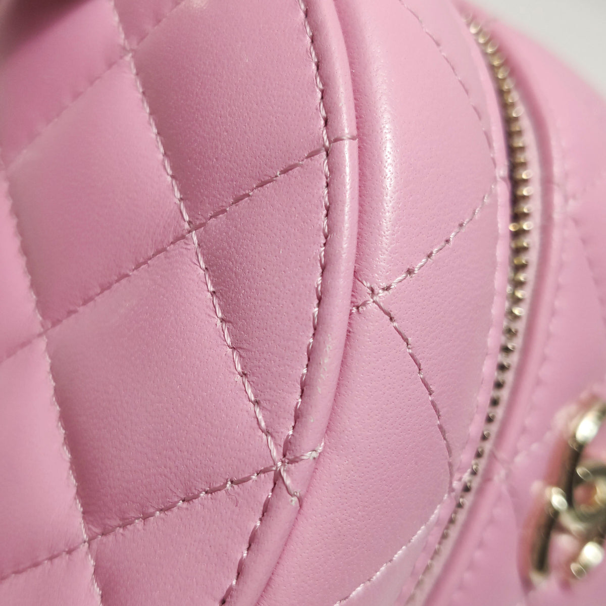 Chanel Quilted Ruched Handle Vanity Case Lambskin Pink