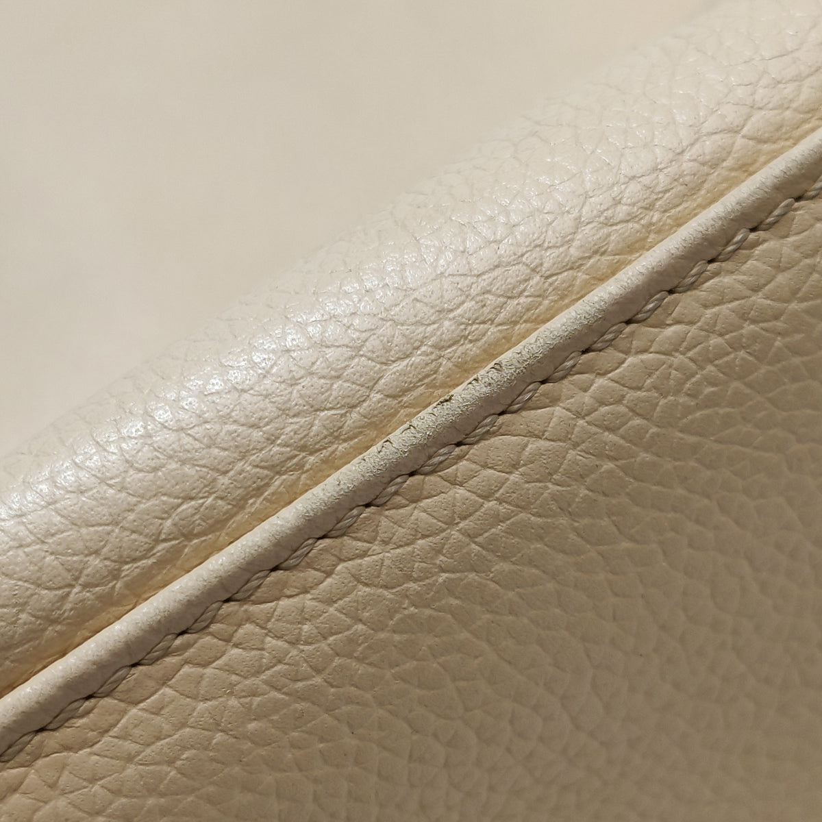 Chanel Executive Cerf Tote Beige Caviar