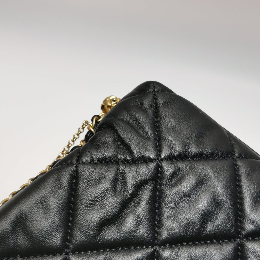Chanel Crush on Chains Hobo Black