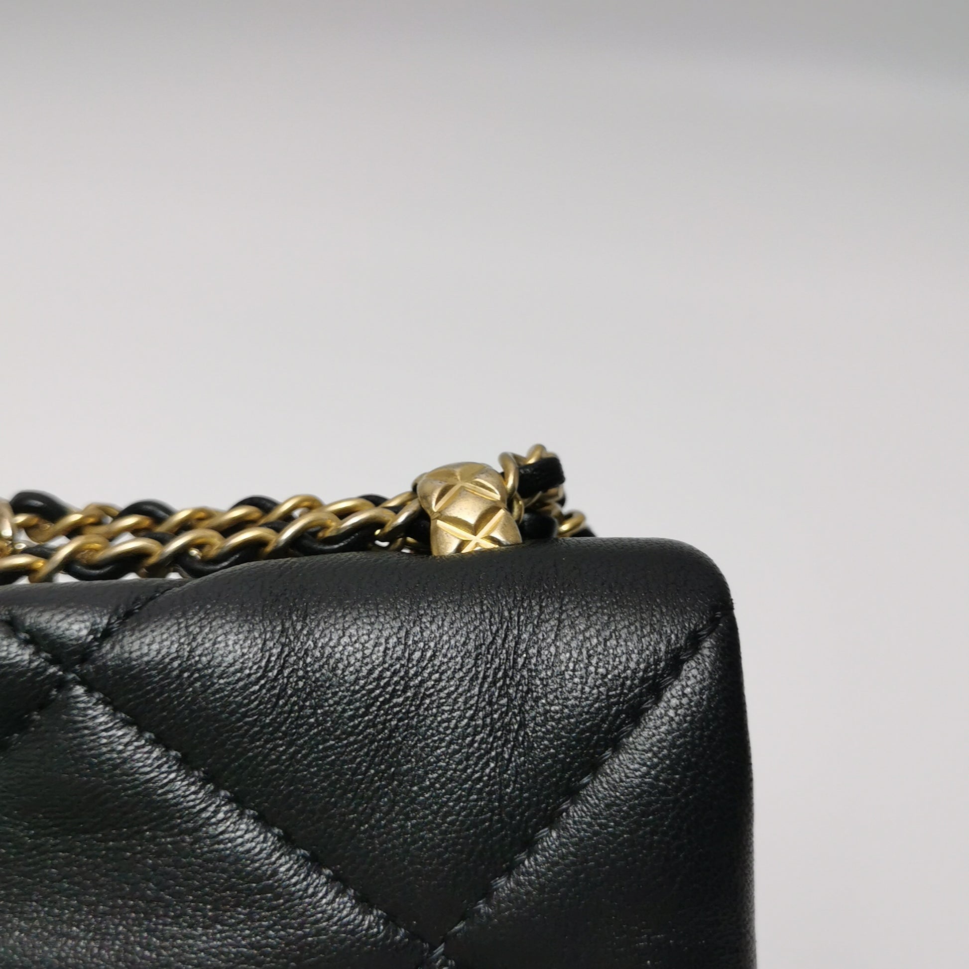Chanel Crush on Chains Hobo Black