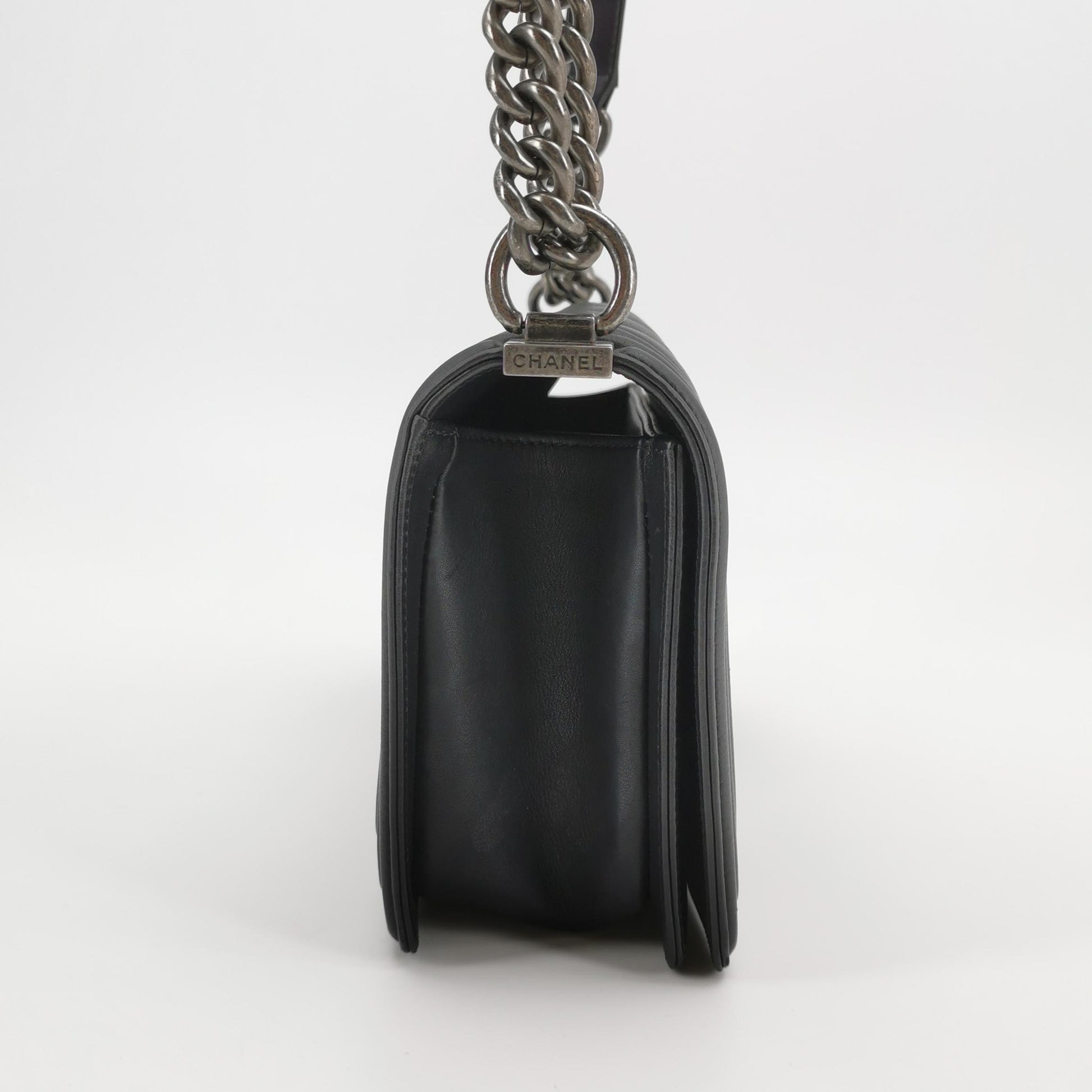 Chanel Boy Medium Chevron Black SHW
