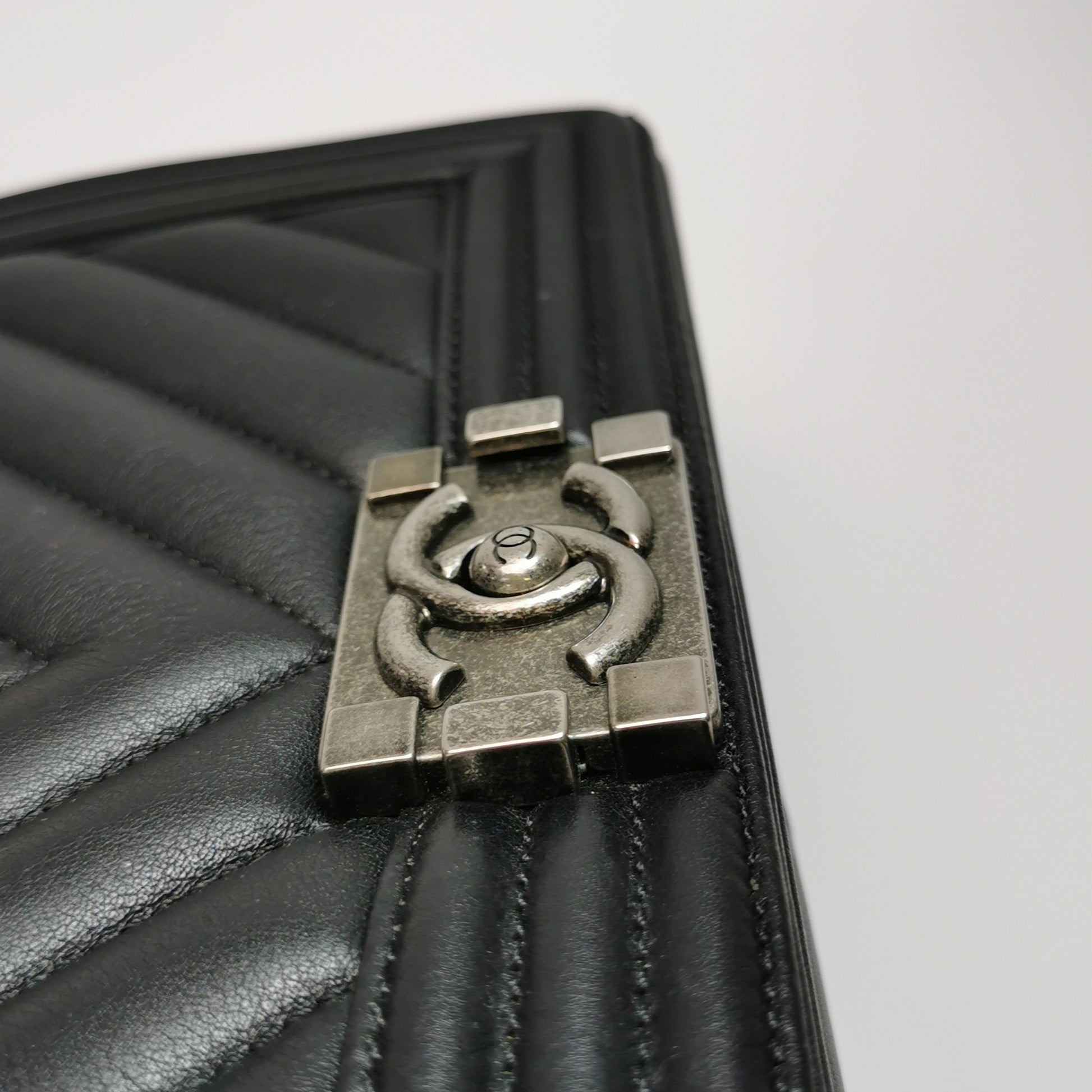 Chanel Boy Medium Chevron Black SHW